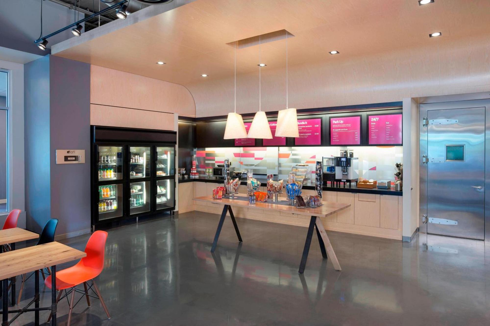Hotel Aloft - Downtown Tampa