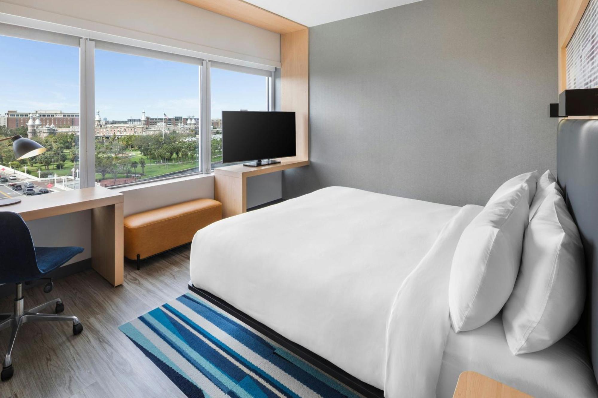 Aloft - Downtown Tampa